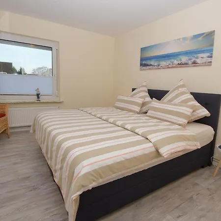 Apartamento Haus Alina Robbe *