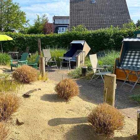 Haus Alina Robbe Apartment *
